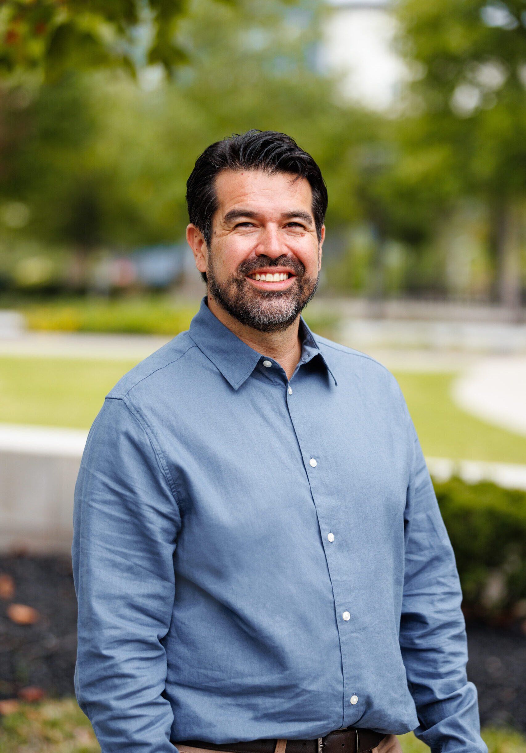 Headshot of Carlos Hoyos